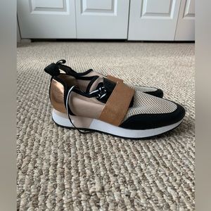 rose gold x gold steve madden sneakers